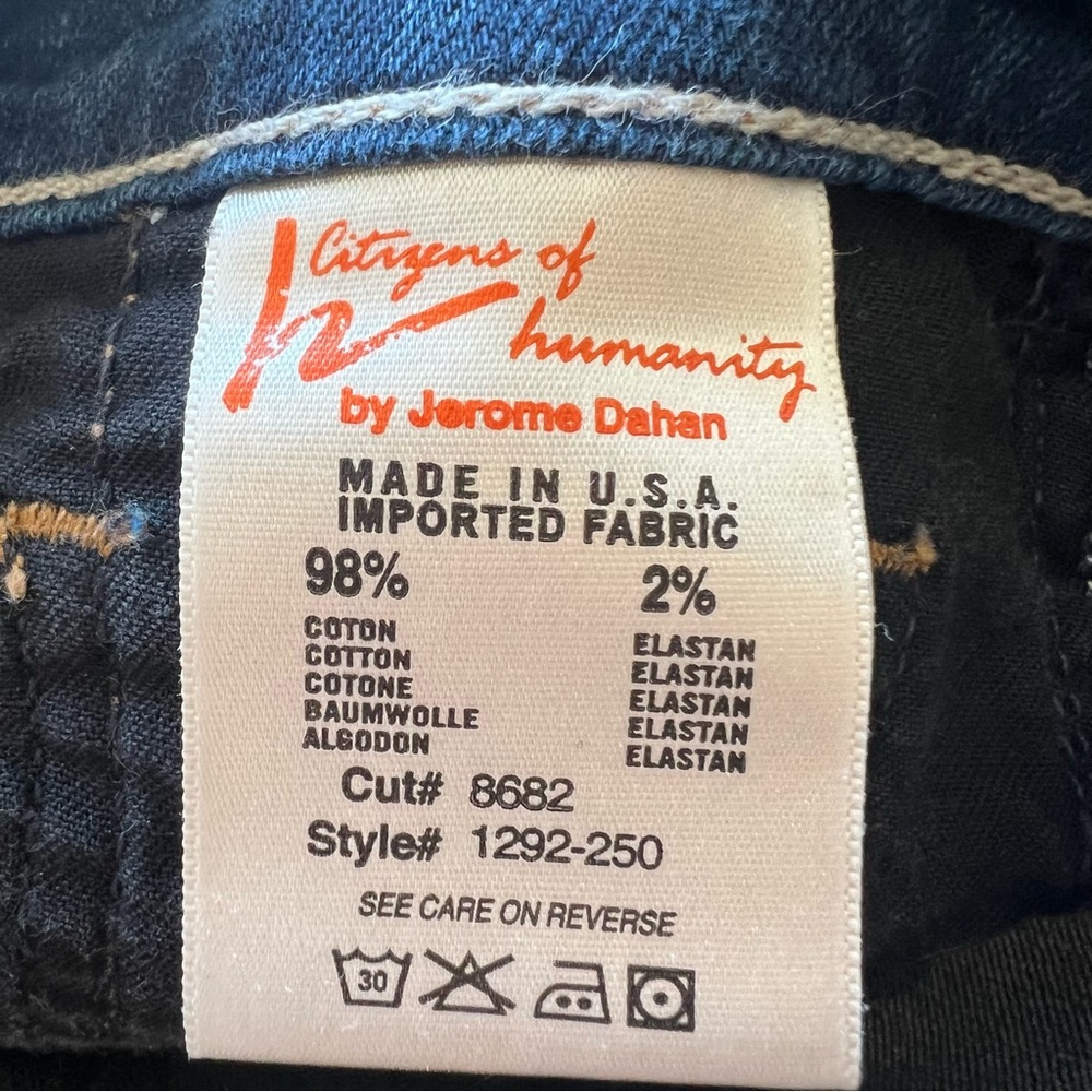 Citizens Of Humanity “Kelly” Low Rise Boot Leg Jeans - Picture 11 of 11